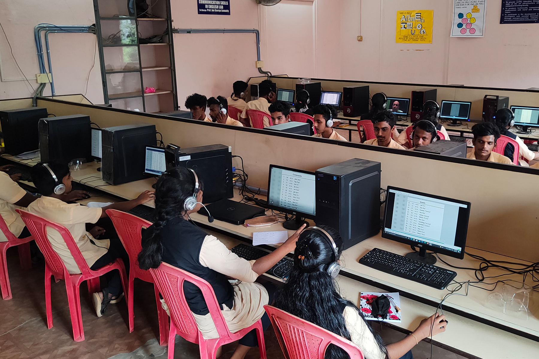 Language Lab Image 2